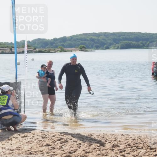 22.06.2025 - Viking Triathlon MichiJ http://msf.ph/oto/8110821 22.06.2025 11:06:22 Schwimmen 303 meine-sportfotos.de