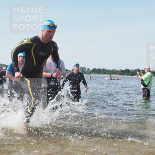 22.06.2025 - Viking Triathlon KatJ http://msf.ph/oto/8110836 22.06.2025 10:39:31 Schwimmen 25, 83, 86, 93, 117, 138, 150, 195, 238, 244, 298, 324, 337, 474, 529 meine-sportfotos.de