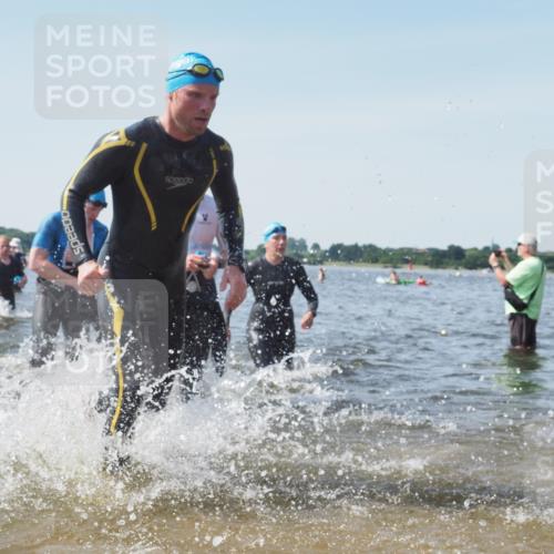 22.06.2025 - Viking Triathlon KatJ http://msf.ph/oto/8110839 22.06.2025 10:39:31 Schwimmen 25, 83, 86, 93, 117, 138, 150, 195, 238, 244, 298, 324, 337, 474, 529 meine-sportfotos.de