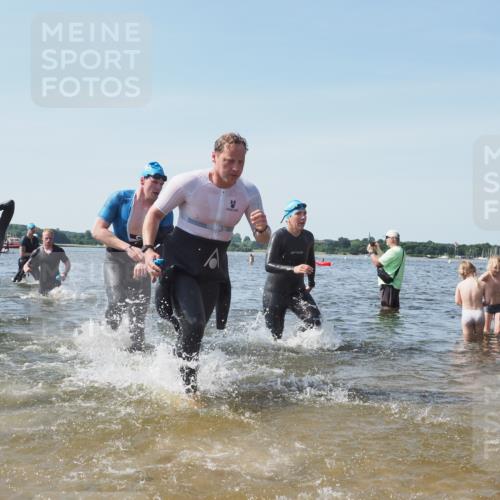 22.06.2025 - Viking Triathlon KatJ http://msf.ph/oto/8110845 22.06.2025 10:39:33 Schwimmen 25, 29, 83, 86, 93, 117, 138, 150, 195, 244, 298, 324, 337, 474, 529 meine-sportfotos.de