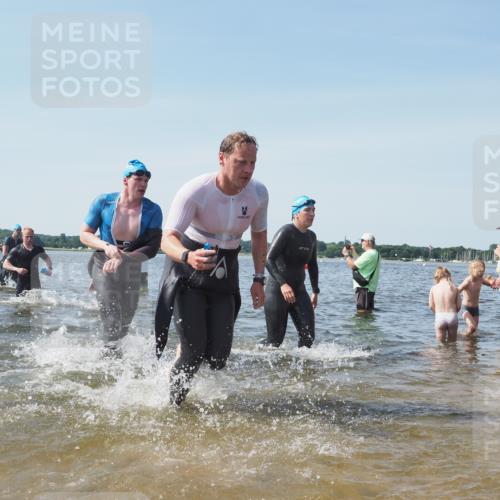 22.06.2025 - Viking Triathlon KatJ http://msf.ph/oto/8110853 22.06.2025 10:39:33 Schwimmen 25, 29, 83, 86, 93, 117, 138, 150, 195, 244, 298, 324, 337, 474, 529 meine-sportfotos.de