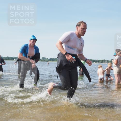 22.06.2025 - Viking Triathlon KatJ http://msf.ph/oto/8110872 22.06.2025 10:39:33 Schwimmen 25, 29, 83, 86, 93, 117, 138, 150, 195, 244, 298, 324, 337, 474, 529 meine-sportfotos.de