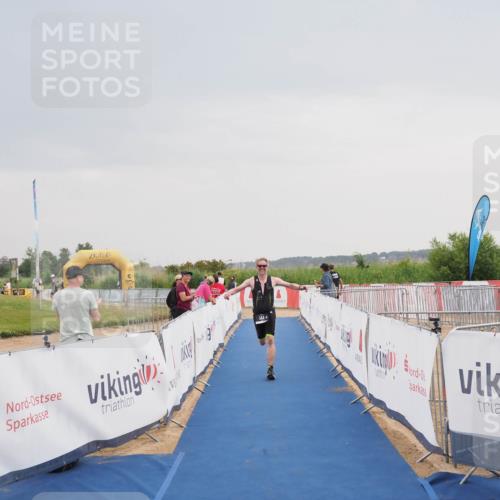 22.06.2025 - Viking Triathlon MichiJ http://msf.ph/oto/8110880 22.06.2025 16:39:42 Ziel 144 meine-sportfotos.de