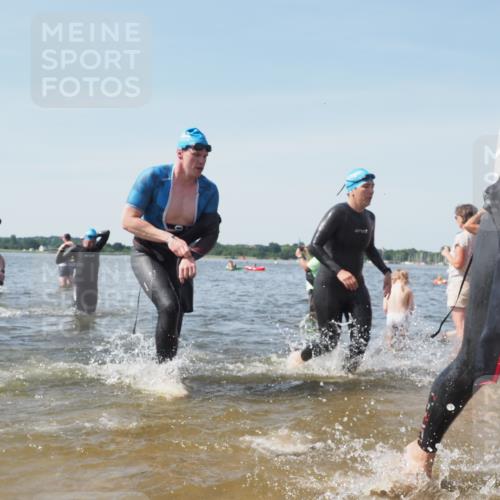 22.06.2025 - Viking Triathlon KatJ http://msf.ph/oto/8110881 22.06.2025 10:39:34 Schwimmen 25, 29, 86, 93, 117, 138, 150, 195, 244, 298, 324, 337, 474, 529 meine-sportfotos.de