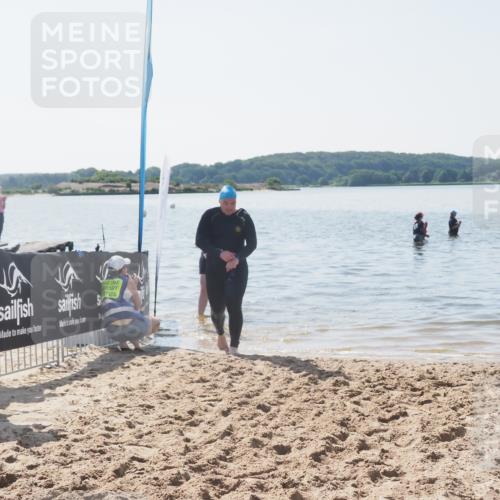 22.06.2025 - Viking Triathlon MichiJ http://msf.ph/oto/8110894 22.06.2025 11:06:24 Schwimmen 303 meine-sportfotos.de