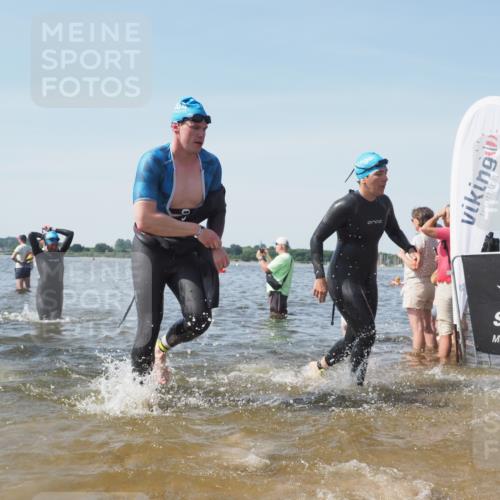 22.06.2025 - Viking Triathlon KatJ http://msf.ph/oto/8110896 22.06.2025 10:39:34 Schwimmen 25, 29, 86, 93, 117, 138, 150, 195, 244, 298, 324, 337, 474, 529 meine-sportfotos.de