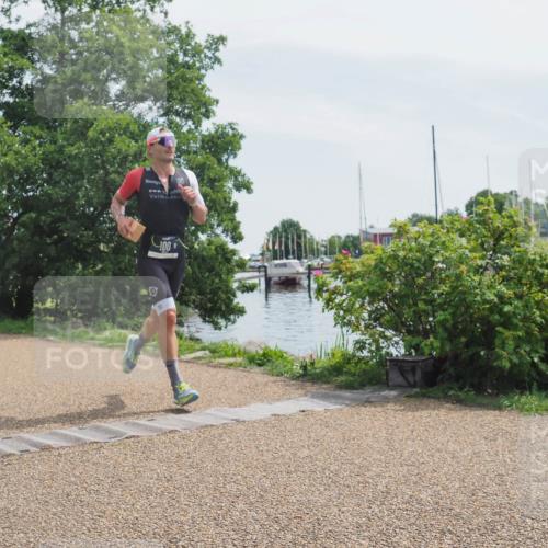 22.06.2025 - Viking Triathlon KatJ http://msf.ph/oto/8110989 22.06.2025 12:43:47 Laufen 100 meine-sportfotos.de