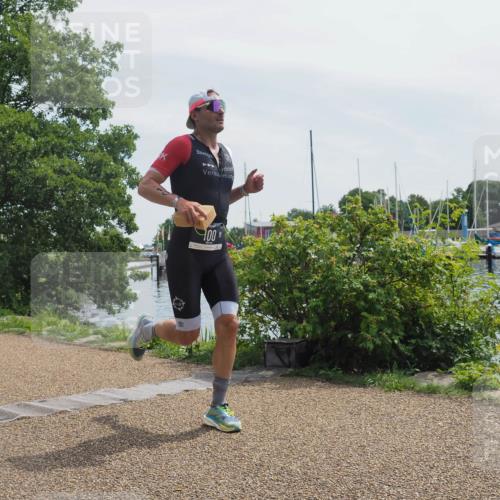 22.06.2025 - Viking Triathlon KatJ http://msf.ph/oto/8111016 22.06.2025 12:43:48 Laufen 100 meine-sportfotos.de