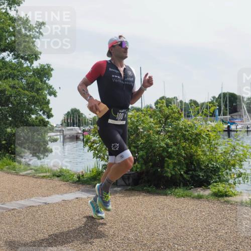 22.06.2025 - Viking Triathlon KatJ http://msf.ph/oto/8111032 22.06.2025 12:43:48 Laufen 100 meine-sportfotos.de