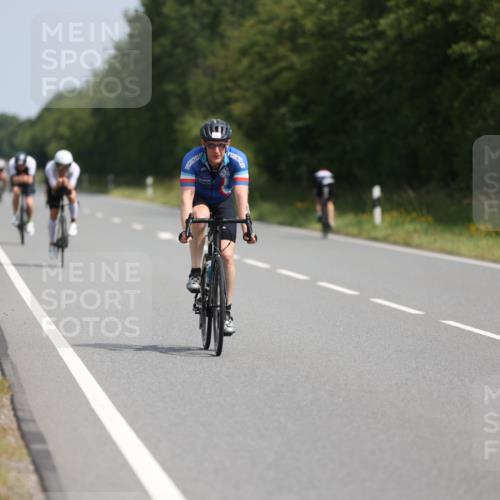 22.06.2025 - Viking Triathlon Yannick Fuchs http://msf.ph/oto/8111040 22.06.2025 11:35:41 Radfahren 5, 108, 196, 229, 242, 271, 294, 301, 429, 435, 486, 519, 647 meine-sportfotos.de