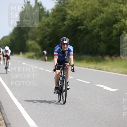 22.06.2025 - Viking Triathlon Yannick Fuchs http://msf.ph/oto/8111063 22.06.2025 11:35:42 Radfahren 5, 108, 196, 229, 242, 271, 294, 301, 429, 435, 486, 519, 647 meine-sportfotos.de