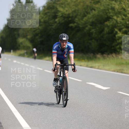 22.06.2025 - Viking Triathlon Yannick Fuchs http://msf.ph/oto/8111067 22.06.2025 11:35:43 Radfahren 5, 108, 196, 229, 242, 271, 294, 301, 429, 435, 486, 519, 647 meine-sportfotos.de