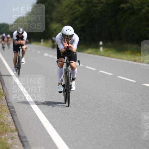 22.06.2025 - Viking Triathlon Yannick Fuchs http://msf.ph/oto/8111111 22.06.2025 11:35:45 Radfahren 5, 108, 196, 229, 242, 271, 284, 294, 301, 429, 435, 486, 519, 647 meine-sportfotos.de