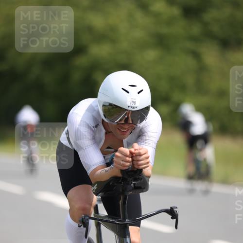 22.06.2025 - Viking Triathlon Yannick Fuchs http://msf.ph/oto/8111162 22.06.2025 11:35:46 Radfahren 5, 108, 229, 242, 271, 284, 294, 301, 429, 435, 486, 519, 627, 647 meine-sportfotos.de