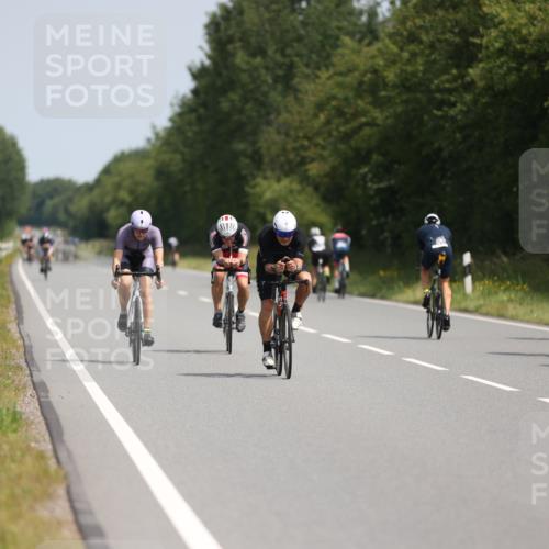 22.06.2025 - Viking Triathlon Yannick Fuchs http://msf.ph/oto/8111276 22.06.2025 11:35:52 Radfahren 5, 284, 429, 460, 486, 493, 519, 627 meine-sportfotos.de