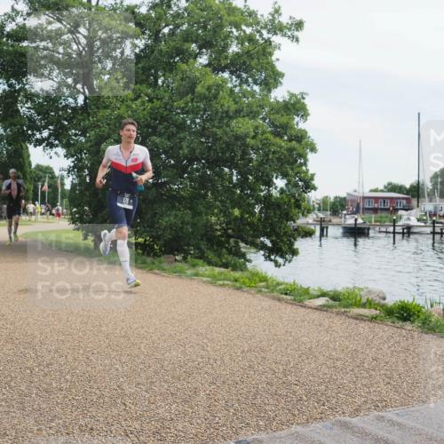 22.06.2025 - Viking Triathlon KatJ http://msf.ph/oto/8111291 22.06.2025 12:45:22 Laufen 178, 393 meine-sportfotos.de