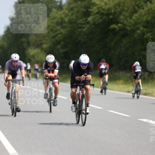 22.06.2025 - Viking Triathlon Yannick Fuchs http://msf.ph/oto/8111317 22.06.2025 11:35:54 Radfahren 214, 284, 460, 493, 627 meine-sportfotos.de