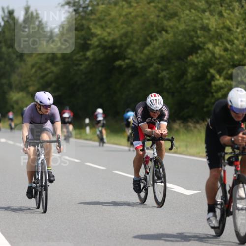 22.06.2025 - Viking Triathlon Yannick Fuchs http://msf.ph/oto/8111368 22.06.2025 11:35:55 Radfahren 214, 284, 460, 493, 627 meine-sportfotos.de