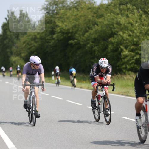22.06.2025 - Viking Triathlon Yannick Fuchs http://msf.ph/oto/8111375 22.06.2025 11:35:56 Radfahren 214, 217, 284, 460, 492, 493, 627 meine-sportfotos.de
