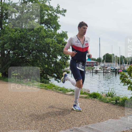 22.06.2025 - Viking Triathlon KatJ http://msf.ph/oto/8111386 22.06.2025 12:45:23 Laufen 178, 393 meine-sportfotos.de