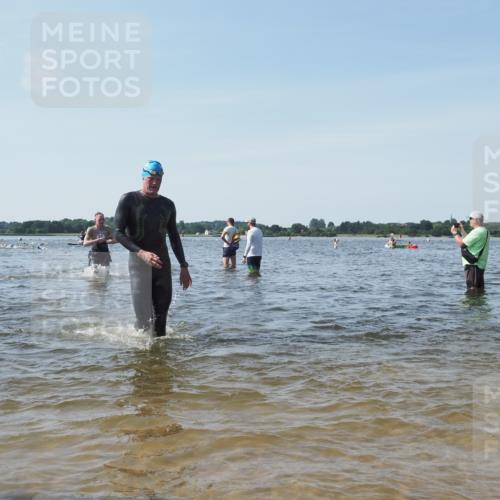 22.06.2025 - Viking Triathlon KatJ http://msf.ph/oto/8111398 22.06.2025 10:39:52 Schwimmen 29, 283, 423, 437, 518 meine-sportfotos.de