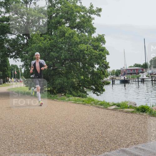 22.06.2025 - Viking Triathlon KatJ http://msf.ph/oto/8111402 22.06.2025 12:45:24 Laufen 178, 393 meine-sportfotos.de