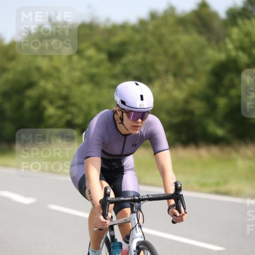 22.06.2025 - Viking Triathlon Yannick Fuchs http://msf.ph/oto/8111409 22.06.2025 11:35:57 Radfahren 214, 217, 284, 460, 464, 492, 493, 627 meine-sportfotos.de