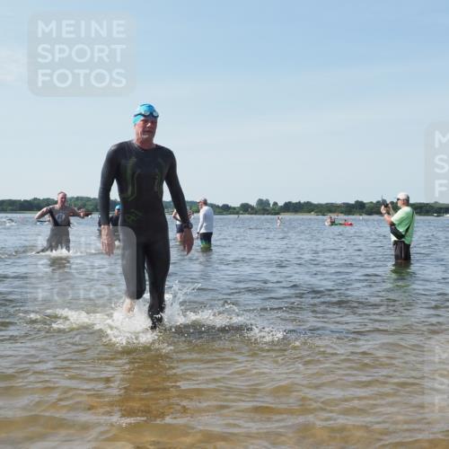 22.06.2025 - Viking Triathlon KatJ http://msf.ph/oto/8111430 22.06.2025 10:39:53 Schwimmen 29, 283, 423, 437, 518 meine-sportfotos.de
