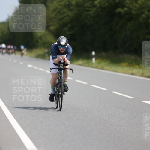 22.06.2025 - Viking Triathlon Yannick Fuchs http://msf.ph/oto/8111444 22.06.2025 11:36:05 Radfahren 124, 214, 217, 464, 479, 492 meine-sportfotos.de