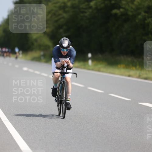 22.06.2025 - Viking Triathlon Yannick Fuchs http://msf.ph/oto/8111450 22.06.2025 11:36:05 Radfahren 124, 214, 217, 464, 479, 492 meine-sportfotos.de
