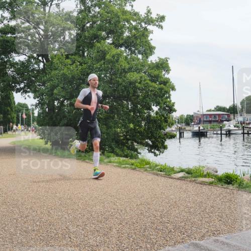 22.06.2025 - Viking Triathlon KatJ http://msf.ph/oto/8111453 22.06.2025 12:45:25 Laufen 178, 393 meine-sportfotos.de