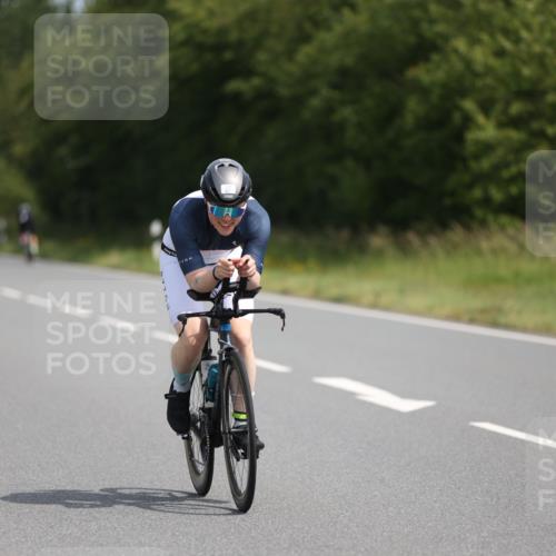 22.06.2025 - Viking Triathlon Yannick Fuchs http://msf.ph/oto/8111472 22.06.2025 11:36:05 Radfahren 124, 214, 217, 464, 479, 492 meine-sportfotos.de