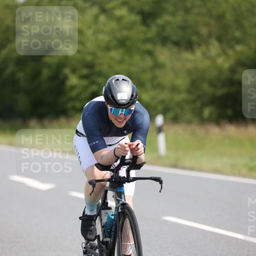 22.06.2025 - Viking Triathlon Yannick Fuchs http://msf.ph/oto/8111487 22.06.2025 11:36:06 Radfahren 124, 214, 217, 464, 479, 492 meine-sportfotos.de