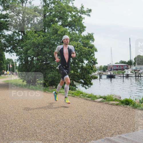 22.06.2025 - Viking Triathlon KatJ http://msf.ph/oto/8111492 22.06.2025 12:45:25 Laufen 178, 393 meine-sportfotos.de