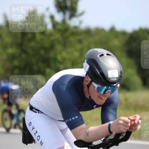 22.06.2025 - Viking Triathlon Yannick Fuchs http://msf.ph/oto/8111511 22.06.2025 11:36:07 Radfahren 87, 124, 214, 217, 464, 479, 492 meine-sportfotos.de