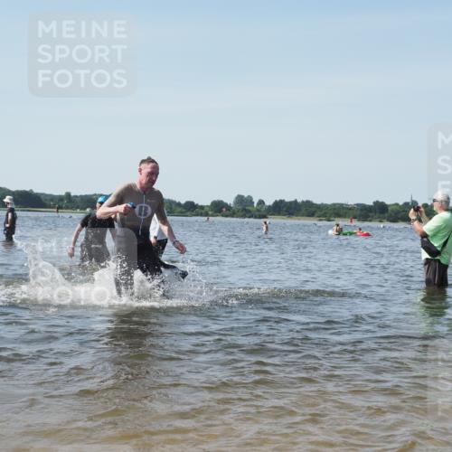 22.06.2025 - Viking Triathlon KatJ http://msf.ph/oto/8111515 22.06.2025 10:39:56 Schwimmen 283, 423, 437, 518, 538 meine-sportfotos.de