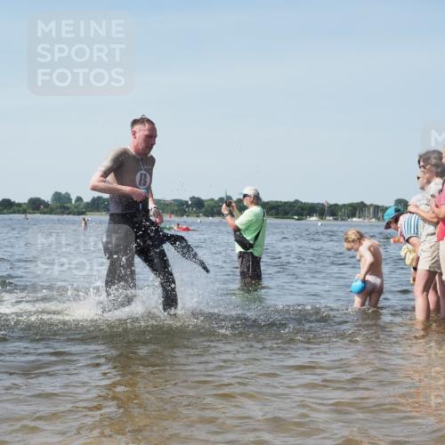 22.06.2025 - Viking Triathlon KatJ http://msf.ph/oto/8111567 22.06.2025 10:39:57 Schwimmen 283, 423, 437, 518, 538 meine-sportfotos.de