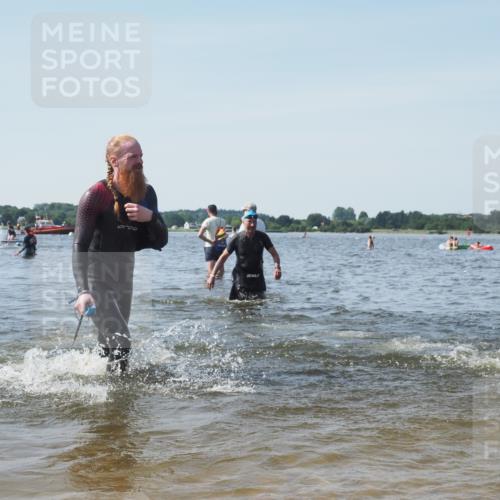22.06.2025 - Viking Triathlon KatJ http://msf.ph/oto/8111623 22.06.2025 10:39:58 Schwimmen 283, 437, 518, 538 meine-sportfotos.de