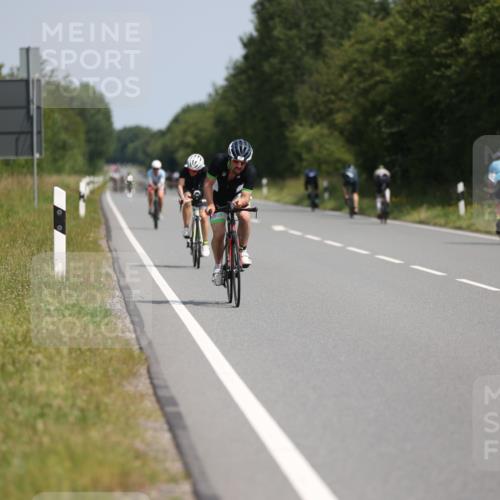 22.06.2025 - Viking Triathlon Yannick Fuchs http://msf.ph/oto/8111634 22.06.2025 11:36:16 Radfahren 87, 98, 207, 343, 479, 514, 551, 606 meine-sportfotos.de