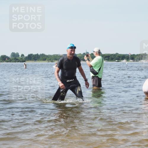 22.06.2025 - Viking Triathlon KatJ http://msf.ph/oto/8111652 22.06.2025 10:40:02 Schwimmen 248, 283, 437, 538 meine-sportfotos.de