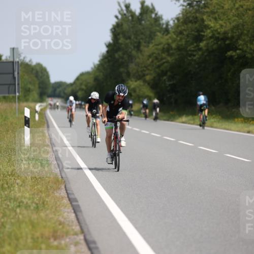22.06.2025 - Viking Triathlon Yannick Fuchs http://msf.ph/oto/8111657 22.06.2025 11:36:17 Radfahren 87, 98, 207, 343, 479, 514, 551, 606 meine-sportfotos.de
