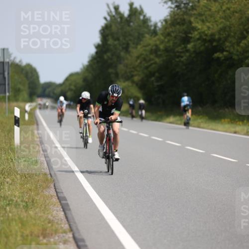 22.06.2025 - Viking Triathlon Yannick Fuchs http://msf.ph/oto/8111666 22.06.2025 11:36:17 Radfahren 87, 98, 207, 343, 479, 514, 551, 606 meine-sportfotos.de