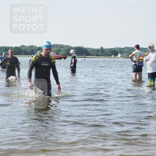 22.06.2025 - Viking Triathlon KatJ http://msf.ph/oto/8111711 22.06.2025 10:40:07 Schwimmen 248, 283, 394, 538, 553 meine-sportfotos.de