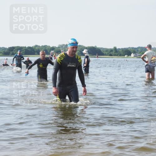 22.06.2025 - Viking Triathlon KatJ http://msf.ph/oto/8111759 22.06.2025 10:40:08 Schwimmen 248, 283, 379, 394, 538, 553 meine-sportfotos.de