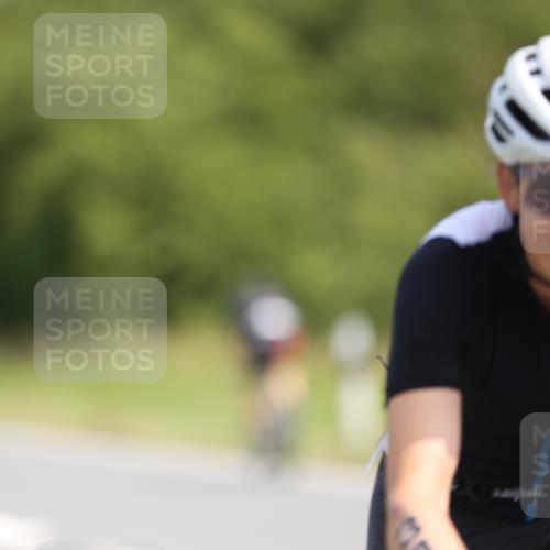 22.06.2025 - Viking Triathlon Yannick Fuchs http://msf.ph/oto/8111800 22.06.2025 11:36:22 Radfahren 98, 193, 207, 343, 514, 551, 606 meine-sportfotos.de