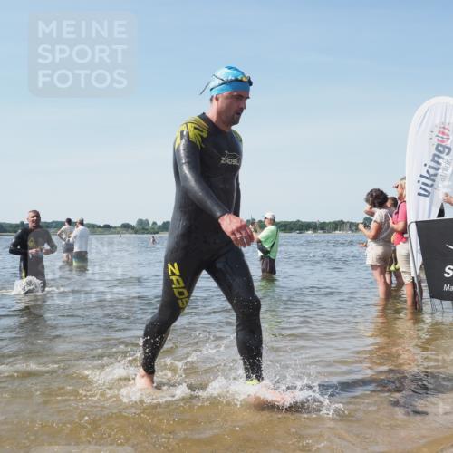 22.06.2025 - Viking Triathlon KatJ http://msf.ph/oto/8111830 22.06.2025 10:40:14 Schwimmen 248, 375, 379, 385, 394, 487, 517, 538, 553 meine-sportfotos.de