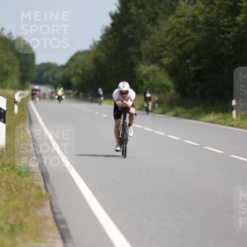 22.06.2025 - Viking Triathlon Yannick Fuchs http://msf.ph/oto/8111928 22.06.2025 11:36:40 Radfahren 416, 521 meine-sportfotos.de