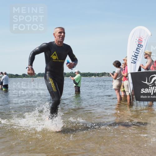 22.06.2025 - Viking Triathlon KatJ http://msf.ph/oto/8111950 22.06.2025 10:40:18 Schwimmen 248, 375, 379, 385, 394, 487, 511, 517, 553 meine-sportfotos.de