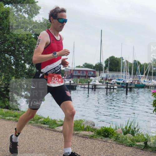 22.06.2025 - Viking Triathlon KatJ http://msf.ph/oto/8111957 22.06.2025 12:46:27 Laufen 642 meine-sportfotos.de