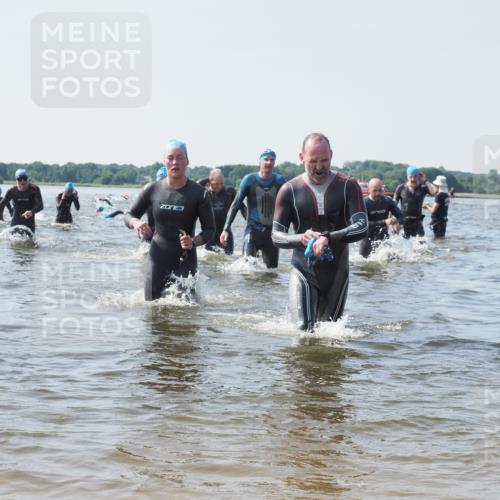 22.06.2025 - Viking Triathlon KatJ http://msf.ph/oto/8111988 22.06.2025 10:40:21 Schwimmen 228, 254, 291, 375, 379, 385, 394, 487, 511, 517, 553 meine-sportfotos.de